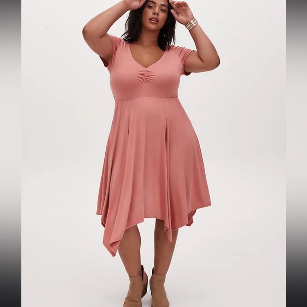 🌊 Torrid super soft handkerchief dress